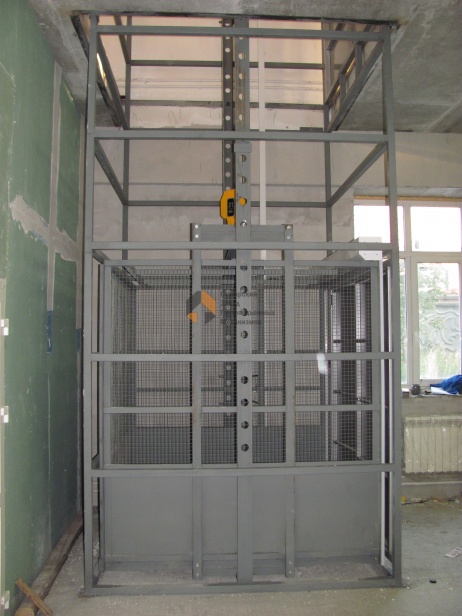 Шахтный подъемник внутри здания Рязань (Спецэлектроника)